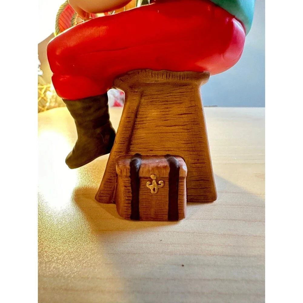 Hallmark Santa 1989 Toymaker #4 - Sailboat from Santa - Figurine